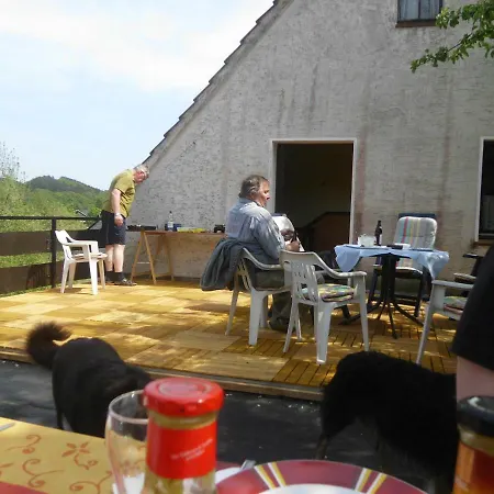 Haus Ruebezahl شقة