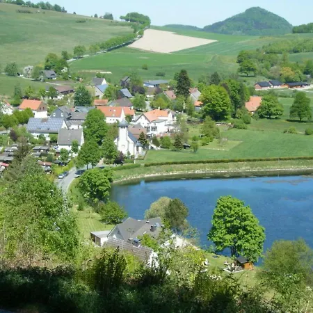 شقة Haus Ruebezahl *