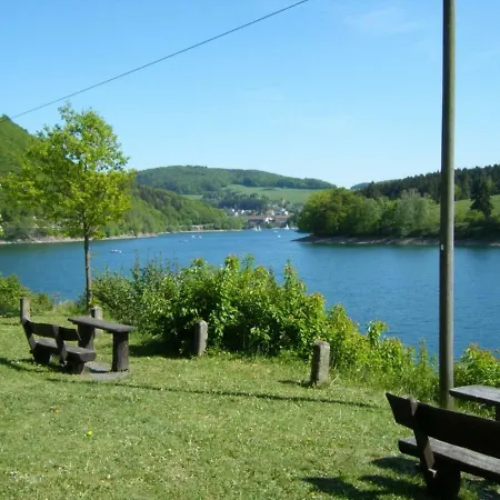 Haus Ruebezahl شقة *